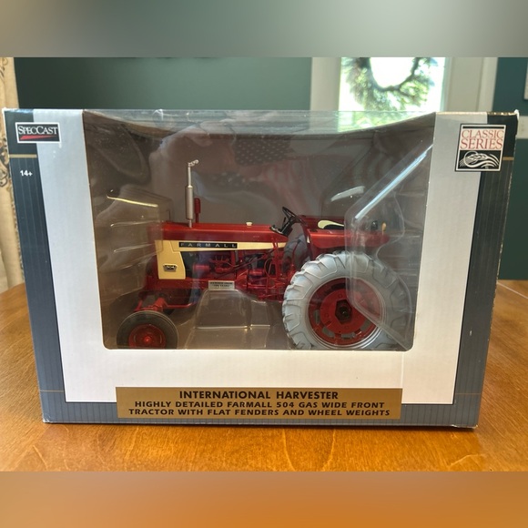 SpecCast Other - SpecCast Farmall 504 1:16 100th Ann Edition